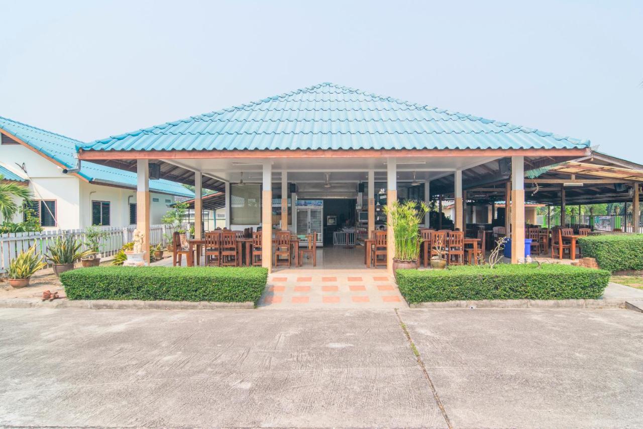 Oyo 658 Peamsook Resort Прачуап Кири Кан Екстериор снимка